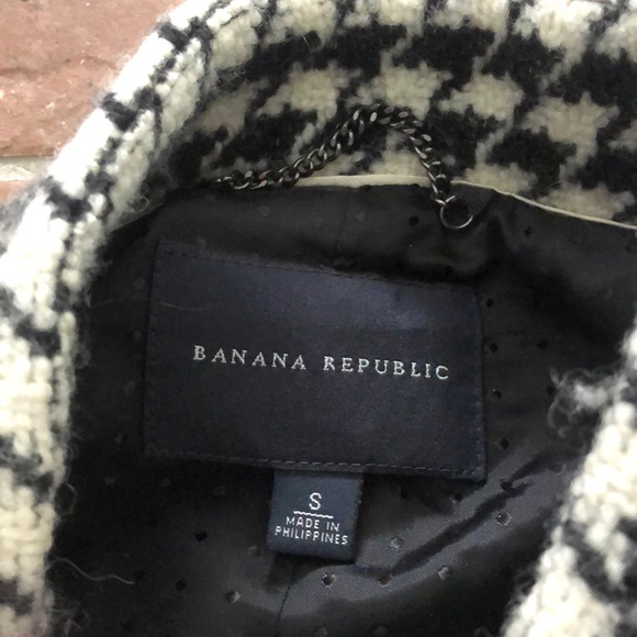 Banana Republic Wool blk and Wht houndstooth coat - Picture 5 of 8
